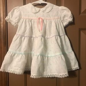 Vintage pastel heart dress with lace detail